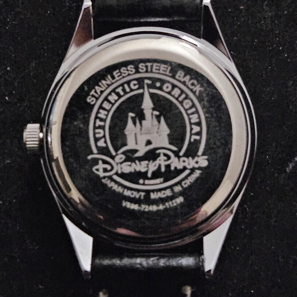 DISNEY PARKS Mickey Mouse Watch NWOT - Picture 6 of 7